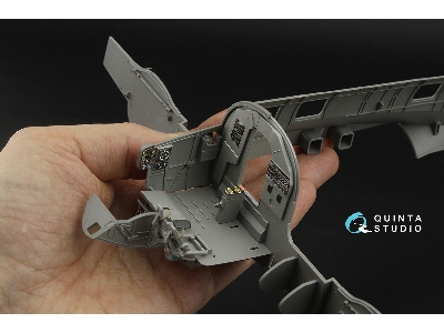 Heinkel He-111 H-6 - 3d-printed & Coloured Interior (Small Version / For Border Model Kits) - image 6