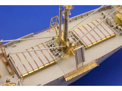 Liberty Ship 1/350 - Trumpeter - image 8