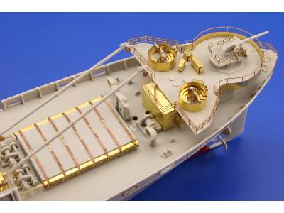 Liberty Ship 1/350 - Trumpeter - image 9
