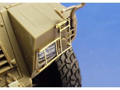 Light Armoured Vehicle JGSDF-Iraq 1/35 - Tamiya - image 5