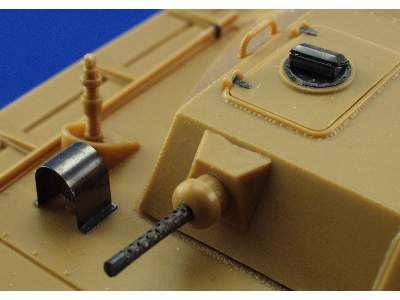 LVT(A)-4 exterior 1/35 - Italeri - image 8