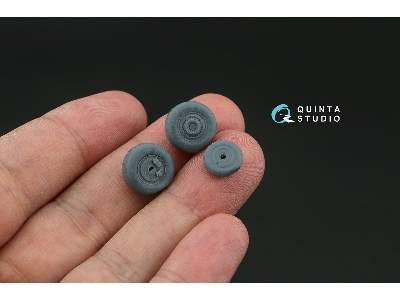 Sukhoi Su-25 - Wheighted Wheels (For Zvezda Kits / 3d-printed) - image 3