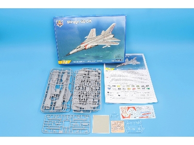 Dassault Mirage G8 02 - Variable-geometry Fighter - image 3