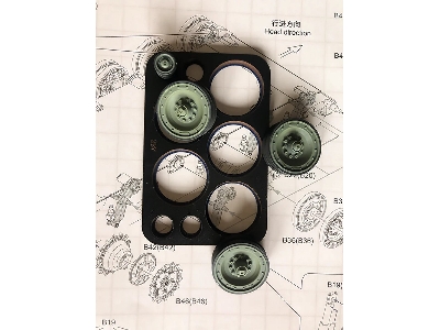 Raketenjagdpanzer Jaguar 1 - Quickwheel Masks (For Das Werk Kits) - image 1