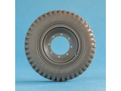 Sd.Kfz. 251 - Wheels Off-road (Dunlop / For Das Werk Kits) - image 1