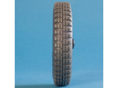 Sd.Kfz. 251 - Wheels Off-road (Dunlop / For Das Werk Kits) - image 4