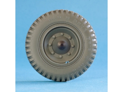 Sd.Kfz. 251 - Wheels Road Tread (Deka Grip / For Das Werk Kits) - image 2