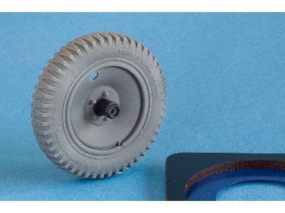 Sd.Kfz. 250 - Common Off-road 2 Front Wheels (For das Werk Kits) - image 2
