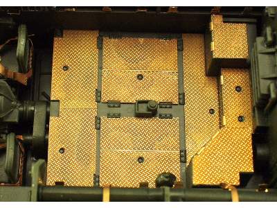 M-10 Duckbill interior 1/35 - Academy Minicraft - image 8