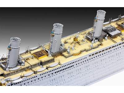 Titanic Platinum Edition - image 5