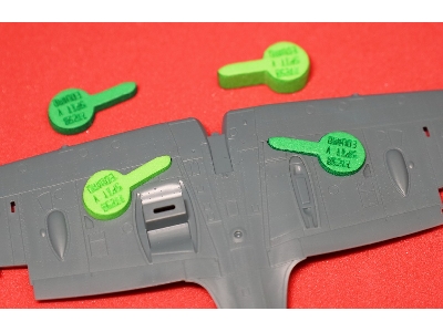 Supermarine Spitfire Mk.V - Wheel Bay Plugs (For Eduard Kits) - image 2