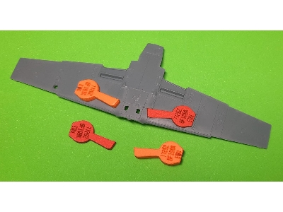 Messerschmitt Bf-109 K - Wheel Bay Plugs (For Eduard Kits) - image 2