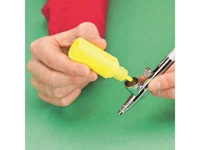 Sp30kc-eu Gravity Feed Airbrush And Compressor Kit - image 3