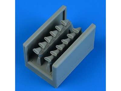 Supermarine Spitfire Mk.Ixe / Tr.9 - Fishtail Exhaust (For Airfix Kits) - image 1