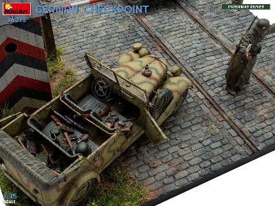 German Checkpoint - 3t Cargo Truck 3,6-36s & Kfz.1 Type 170vk With Feldgendarmerie (Big Set) - image 3