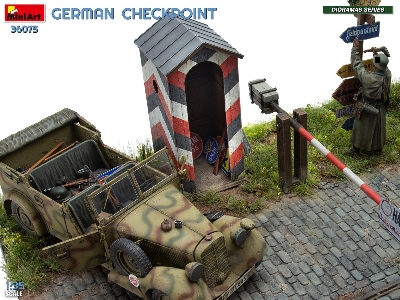 German Checkpoint - 3t Cargo Truck 3,6-36s & Kfz.1 Type 170vk With Feldgendarmerie (Big Set) - image 5