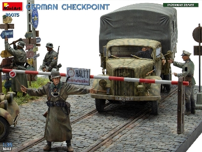German Checkpoint - 3t Cargo Truck 3,6-36s & Kfz.1 Type 170vk With Feldgendarmerie (Big Set) - image 6