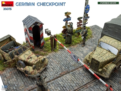 German Checkpoint - 3t Cargo Truck 3,6-36s & Kfz.1 Type 170vk With Feldgendarmerie (Big Set) - image 12