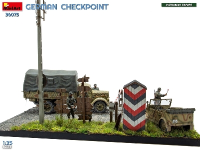 German Checkpoint - 3t Cargo Truck 3,6-36s & Kfz.1 Type 170vk With Feldgendarmerie (Big Set) - image 24