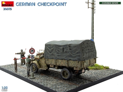 German Checkpoint - 3t Cargo Truck 3,6-36s & Kfz.1 Type 170vk With Feldgendarmerie (Big Set) - image 35