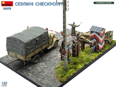 German Checkpoint - 3t Cargo Truck 3,6-36s & Kfz.1 Type 170vk With Feldgendarmerie (Big Set) - image 57