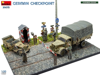 German Checkpoint - 3t Cargo Truck 3,6-36s & Kfz.1 Type 170vk With Feldgendarmerie (Big Set) - image 62