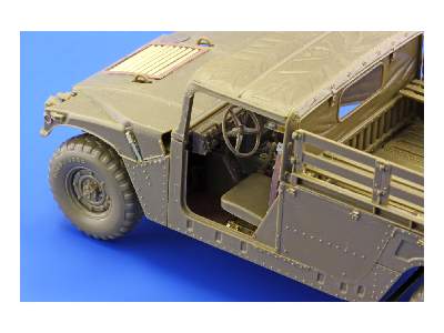 M-1097 Cargo Carrier 1/35 - Italeri - image 3