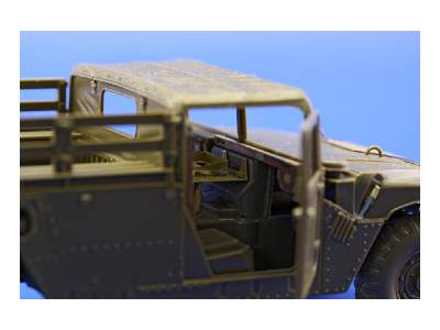 M-1097 Cargo Carrier 1/35 - Italeri - image 5