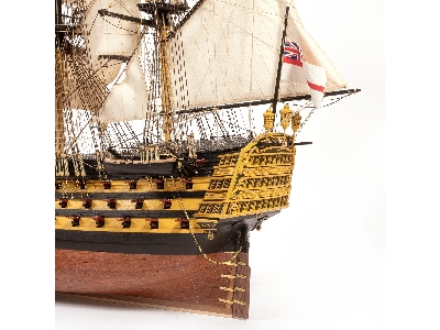 HMS Victory - Wooden Model Kit - image 3