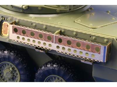 M-1128 MGS mounted rack and belts 1/35 - Afv Club - image 3