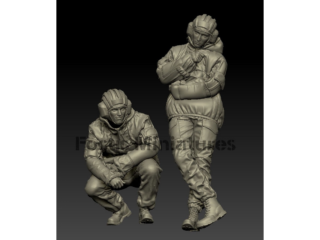 Modern Ukrainian Tank Crew Set 1 (2 Figures) - image 1
