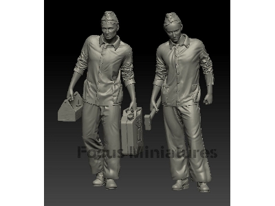 German Ww2 Tank Mechanics Set 1 (2 Figures) - image 1