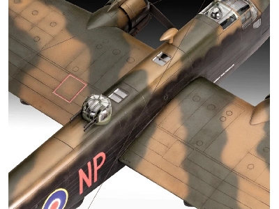 Handley Page Halifax B Mk.Iii - image 9