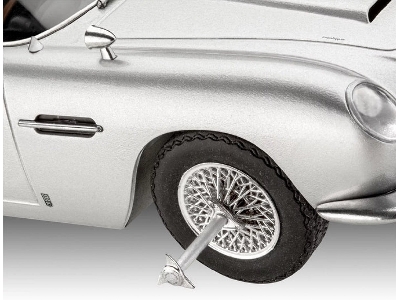 Aston Martin Db5 - James Bond Goldfinger 60 Years Advent Calendar (Easy Click System) - image 9