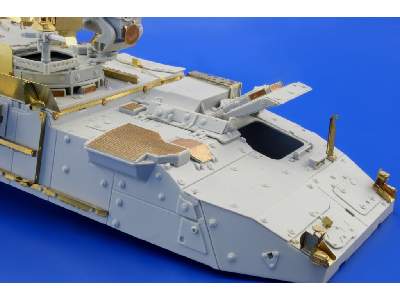 M-1131 FSV 1/35 - Trumpeter - image 10