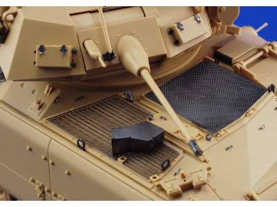 M-2 exterior 1/35 - Tamiya - image 9