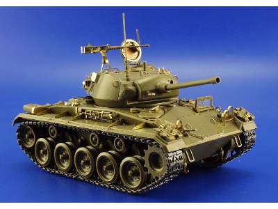 M-24 1/35 - Italeri - image 4