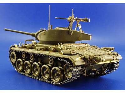 M-24 1/35 - Italeri - image 5