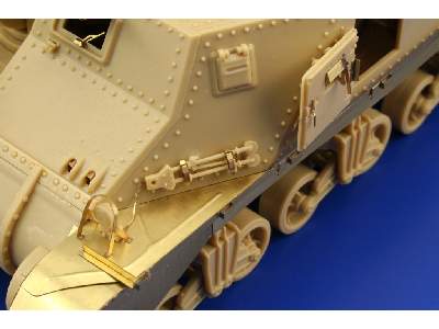 M-3 Grant exterior 1/35 - Academy Minicraft - image 9