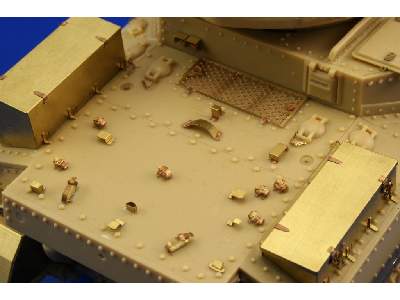 M-3 Grant exterior 1/35 - Academy Minicraft - image 13