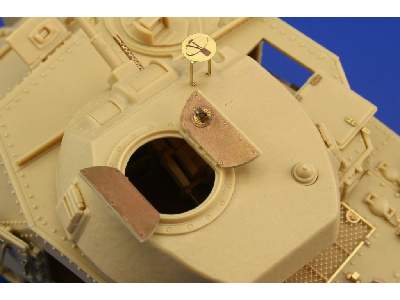 M-3 Grant exterior 1/35 - Academy Minicraft - image 15