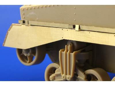 M-3 Grant fenders 1/35 - Academy Minicraft - image 4