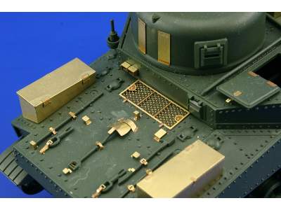 M-3 Lee exterior 1/35 - Academy Minicraft - image 7