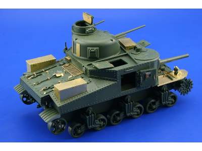 M-3 Lee exterior 1/35 - Academy Minicraft - image 12