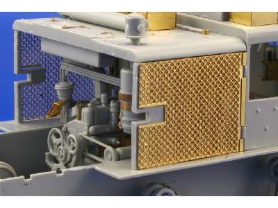 M-4 Tractor engine and mesh 1/35 - Hobby Boss - image 6