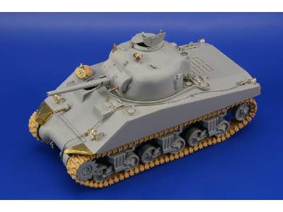 M-4A2 Sherman Tarawa 1/35 - Dragon - image 2