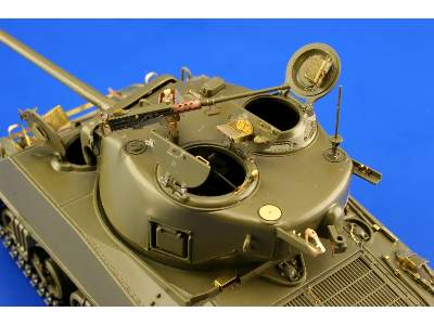 M-4A3 Sherman 76mm gun 1/35 - Italeri - image 5