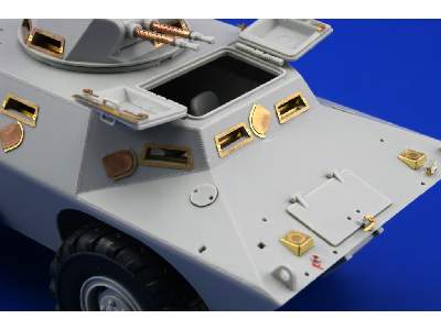 M-706 CAR 1/35 - Hobby Boss - image 12