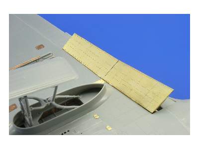 Il-2 landing flaps 1/32 - Hobby Boss - image 6