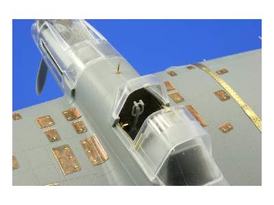 Il-2 single seater interior S. A. 1/32 - Hobby Boss - image 9